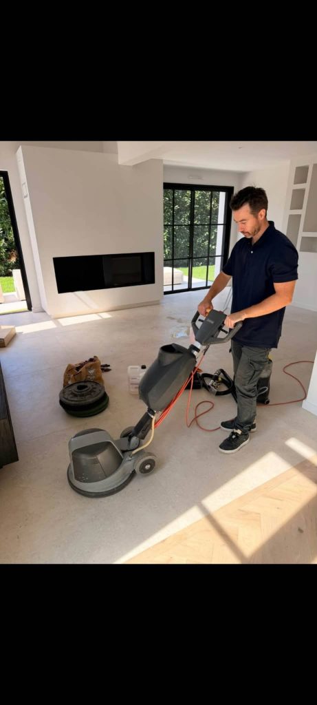 Nettoyage de sols et carrelage à Baden
